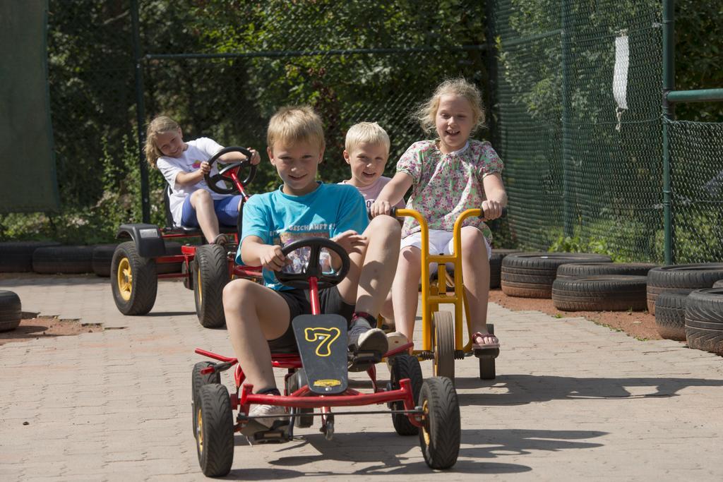 Hotel Family Club Harz Quedlinburg Esterno foto